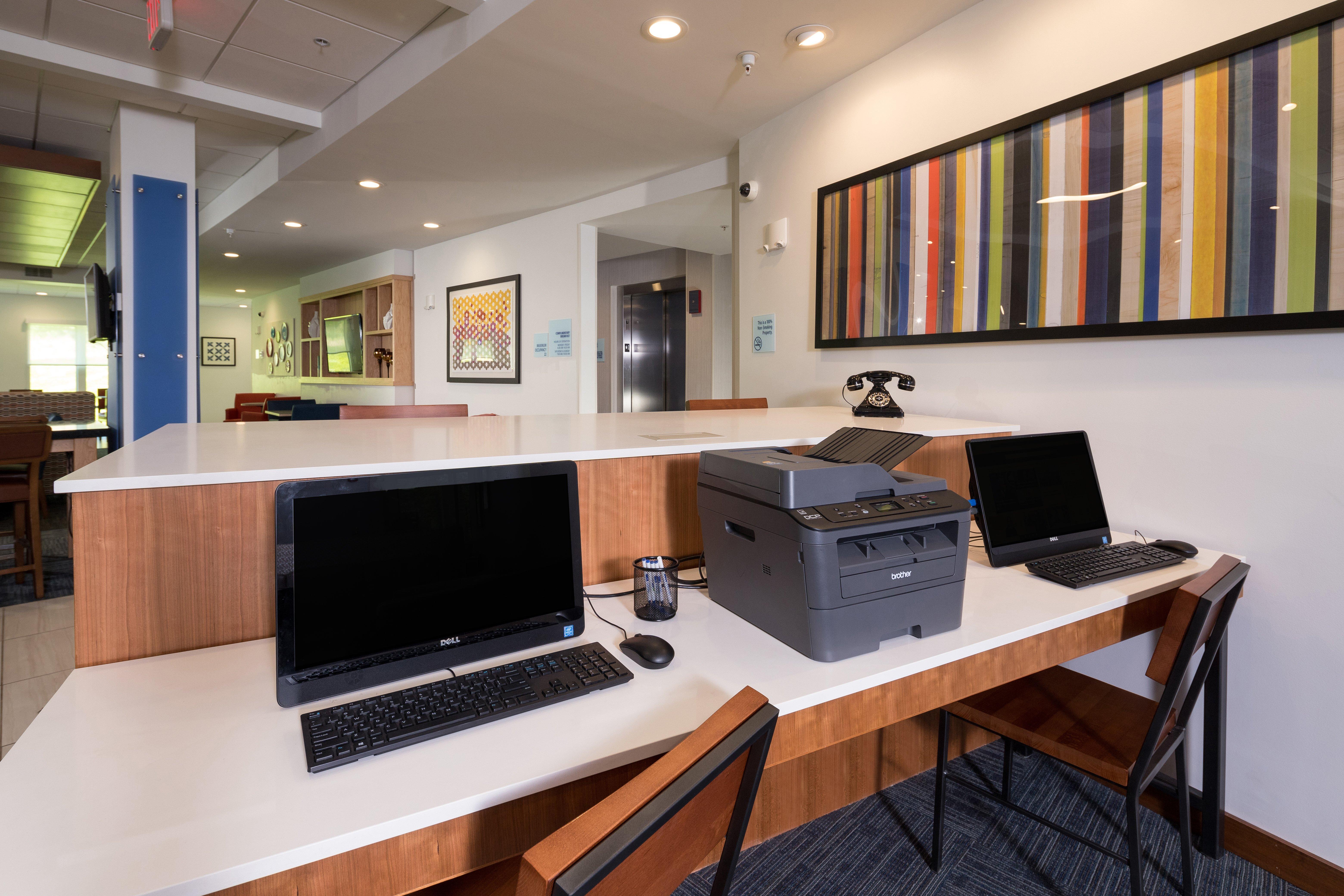 Holiday Inn Express & Suites - Portage By Ihg Eksteriør billede