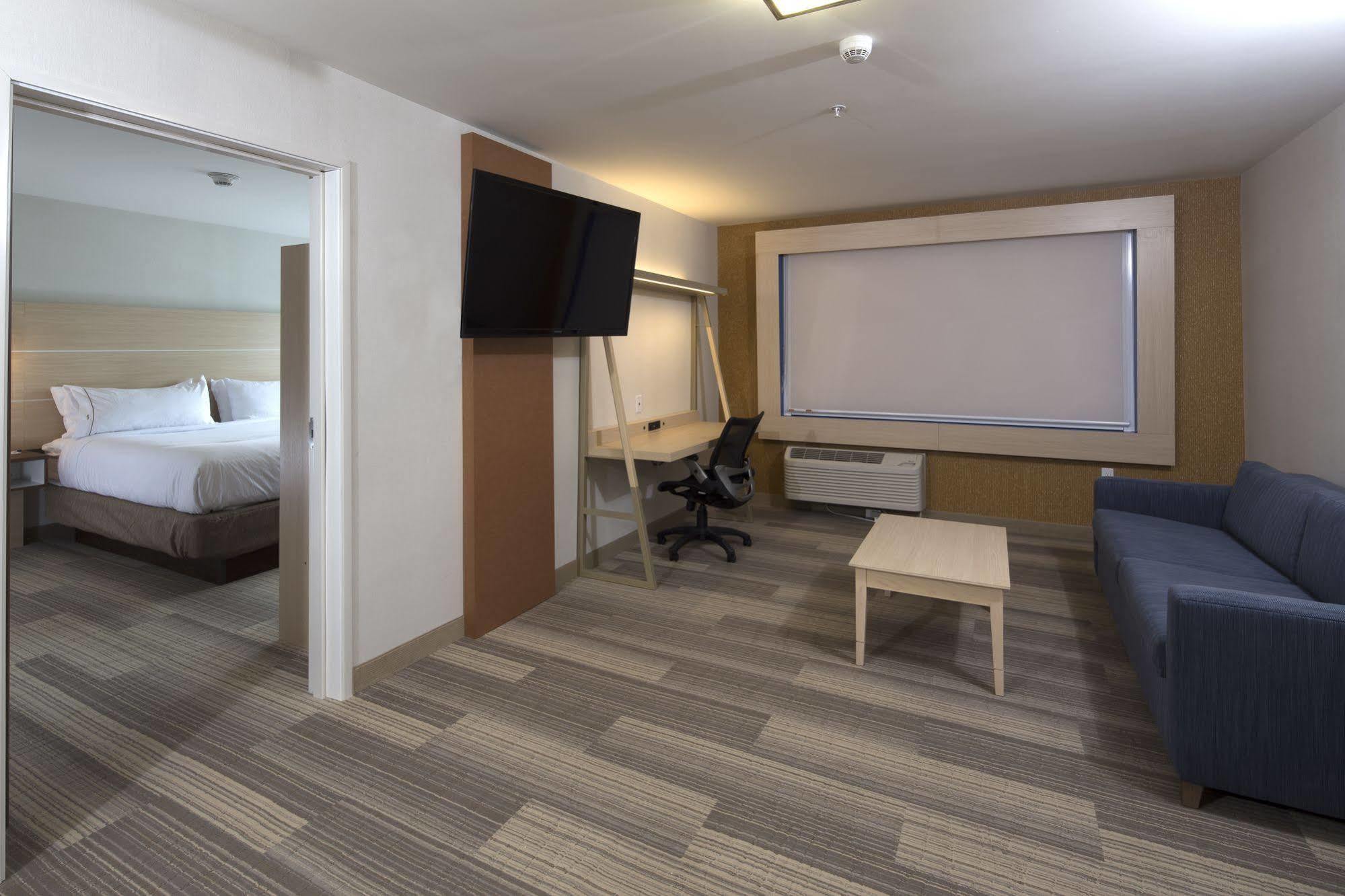 Holiday Inn Express & Suites - Portage By Ihg Eksteriør billede