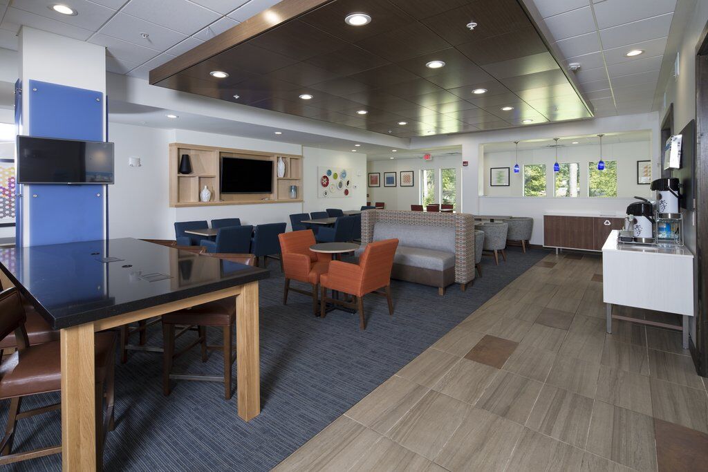 Holiday Inn Express & Suites - Portage By Ihg Eksteriør billede