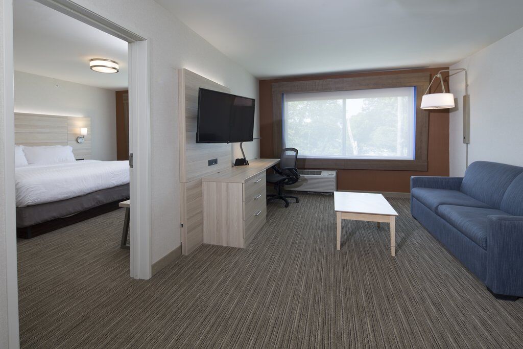 Holiday Inn Express & Suites - Portage By Ihg Eksteriør billede