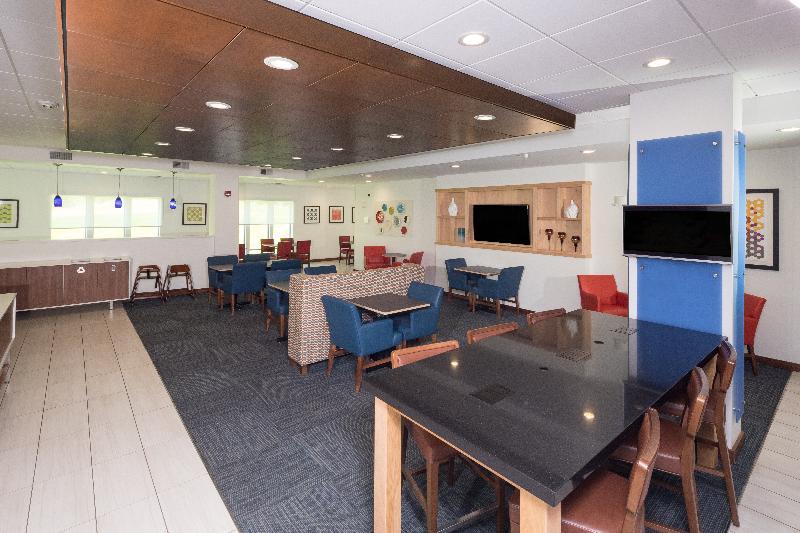 Holiday Inn Express & Suites - Portage By Ihg Eksteriør billede
